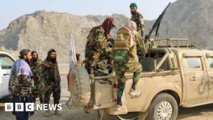 Escaladare majoră la granița Pakistan–Afganistan: raiduri aeriene, drone și acuzații reciproce