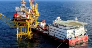 Lukoil declară forță majoră și anunță abandonul operațiunilor de explorare a gazelor din perimetrul Trident