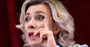 Maria Zaharova acuză NATO de intenţia de a trimite forţe militare în Ucraina după un posibil acord de pace