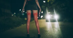 Bucureștiul escortelor: Sectorul 3, epicentrul prostituției online monitorizate pe forumuri și agregatoare