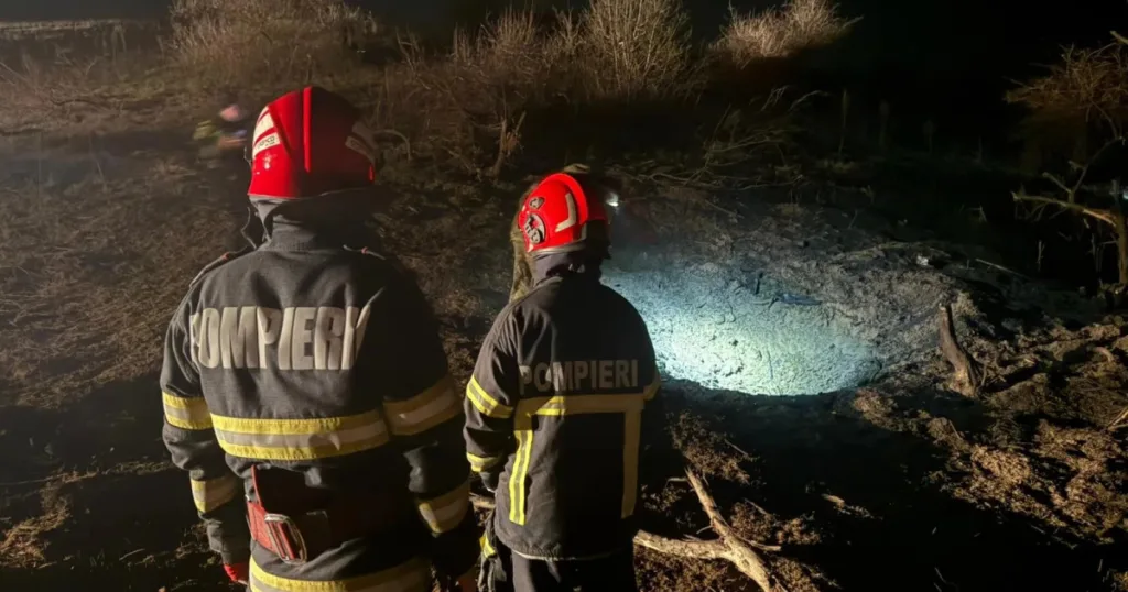 Dronă prăbușită în Tulcea după o serie de atacuri în Ucraina: perimetru securizat, echipe MApN și SRI la fața locului