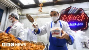 Egiptul impune închiderea timpurie a magazinelor și restaurantelor pe fondul unei crize energetice adâncite de războiul din Iran