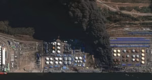Imagini din satelit arată incendii majore la instalațiile petroliere rusești după serii de atacuri în zona baltică