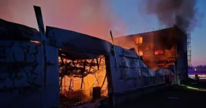 Incendiu la o fabrică de drone din Cehia: anchetă pentru posibil act de terorism, autoritățile analizează revendicări