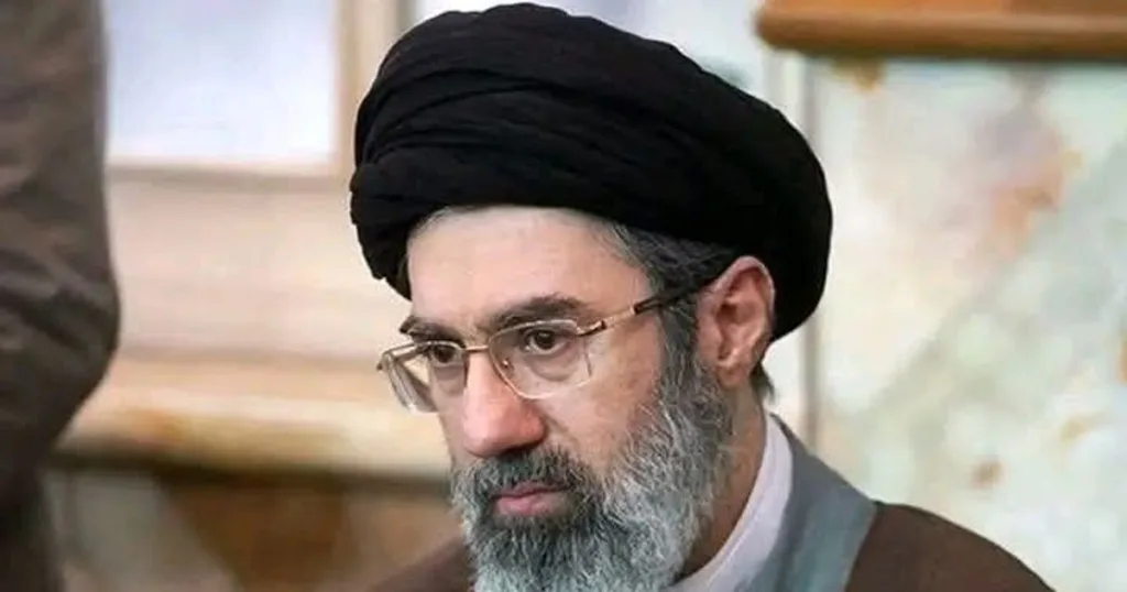 Mojtaba Khamenei își transmite primul mesaj: Strâmtoarea Ormuz va rămâne un instrument activ, iar Statele Unite trebuie să plătească despăgubiri