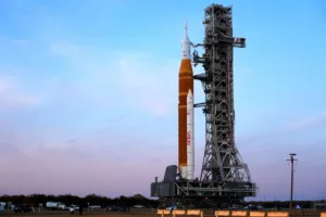 NASA autorizează lansarea rachetei Artemis II în aprilie după reparaţii, cu patru astronauţi la bord