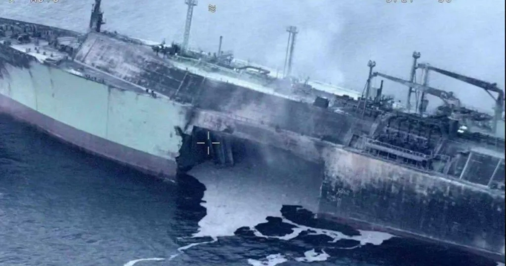 Pericol în derivă în Mediterană: petrolier rusesc, încărcat cu gaze și motorină, amenință coastele Italiei