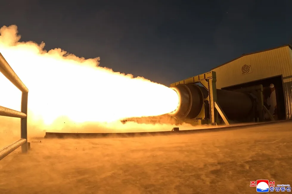 Phenomenalul test al Coreei de Nord: un motor cu combustibil solid ce ar putea viza continentul american, spun autoritățile de la Phenian