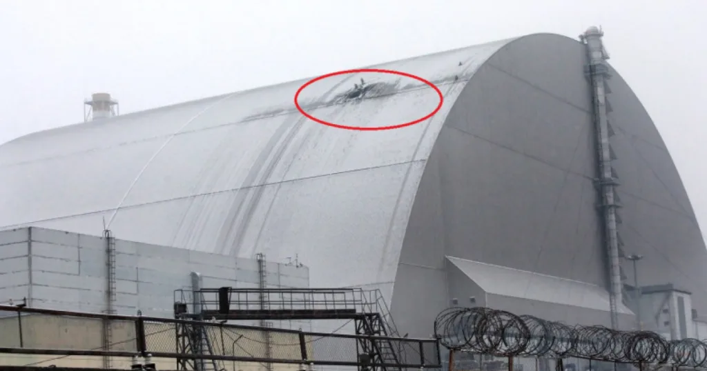 Restaurarea structurii metalice de la Cernobîl, avariată de o dronă rusească, evaluată la aproximativ 500 de milioane de euro