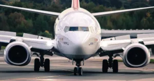 TAROM a vândut toate cele patru Boeinguri 737-700NG. Primul aparat a părăsit deja România