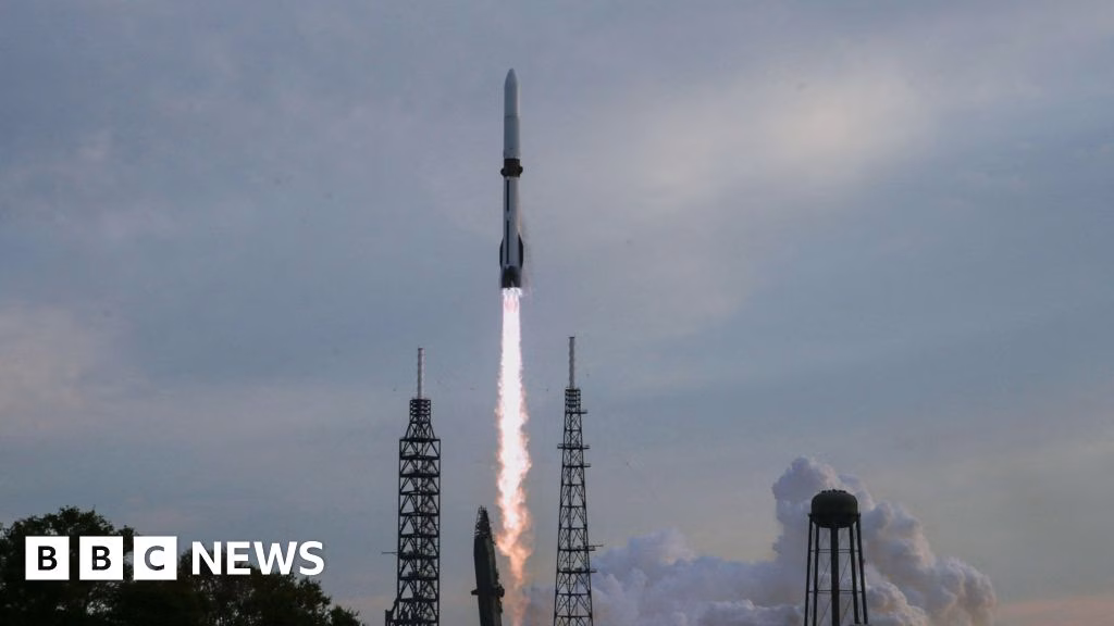 Blue Origin oprește zborurile New Glenn după un 'incident' în timpul lansării unui satelit