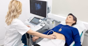 Terapia de substituție hormonală: cum poate schimba calitatea vieții femeilor la menopauză și ce spun datele științifice
