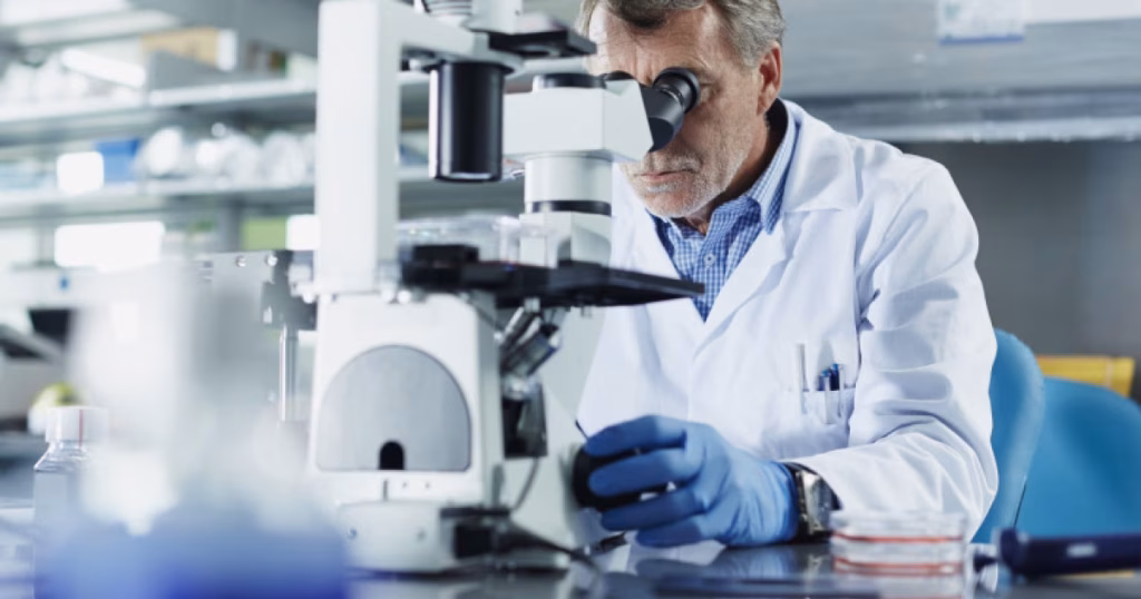 Un medicament dezvoltat pentru cancer ar putea deveni contraceptiv masculin: control precis și reversibil al fertilității în experimente pe șoareci